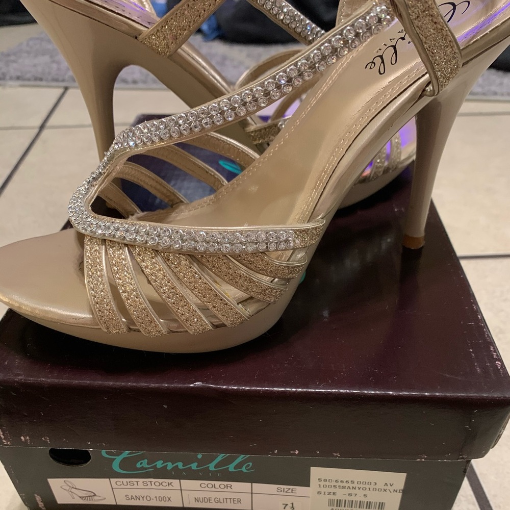 Camille la vie heels size 7.5